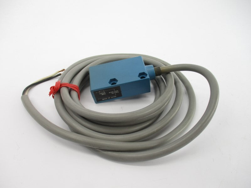 MICRO SWITCH FE7C-RT2V-M 85-250V NSNP