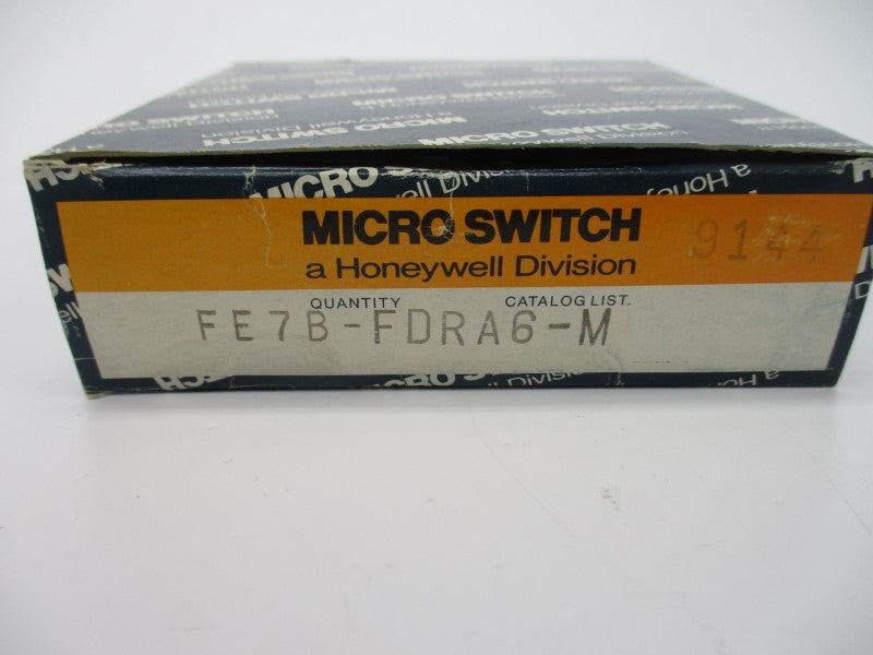 MICRO SWITCH FE7B-FDRA6-M 10-28V NSMP