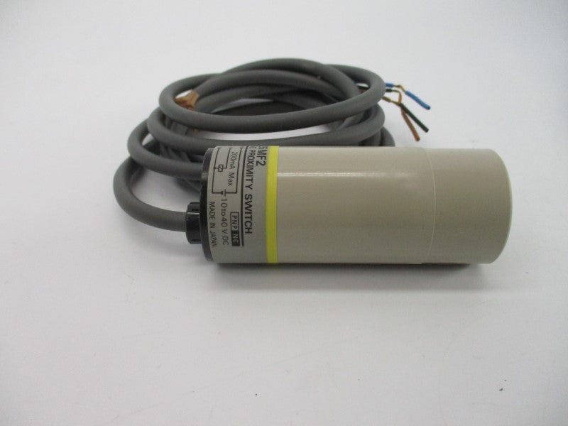 OMRON E2K-C25MF2 10-40VDC 2M NSMP