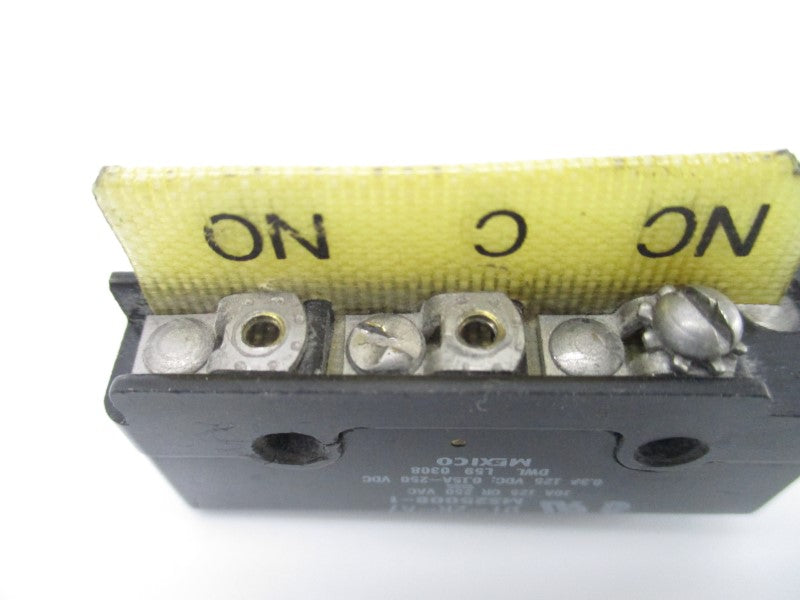 MICRO SWITCH DT-2R-A7 MS25008-1 250VAC 10A UNMP