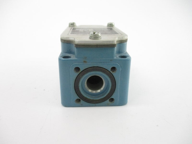 MICRO SWITCH 1LS1 600VAC 10A (AS PICTURED) NSNP