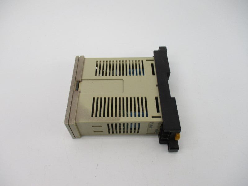 OMRON 3G2A3-IA221 100-200VAC UNMP