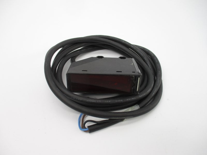 OMRON E3G-R13 10-30VDC 2M NSMP