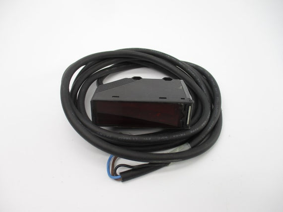 OMRON E3G-R13 10-30VDC 2M NSMP