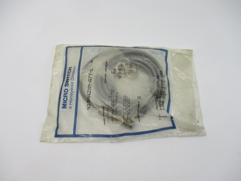 MICRO SWITCH 923AA2XM-A7T-L 20-260VAC NSMP