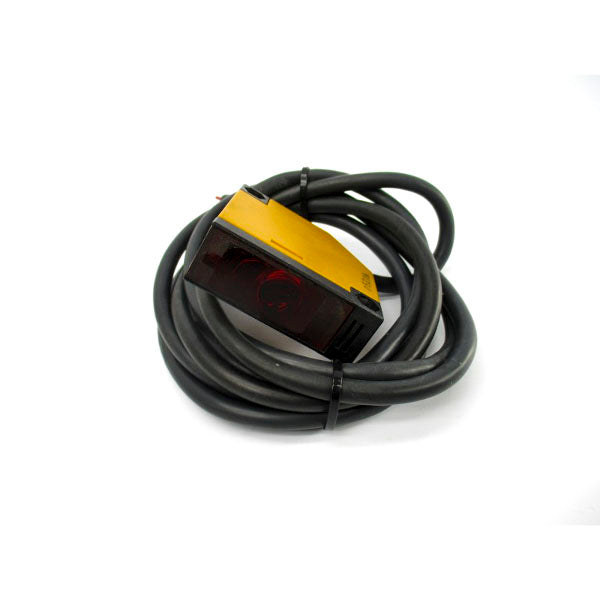 OMRON E3JK-5DS3 24-240VAC UNMP