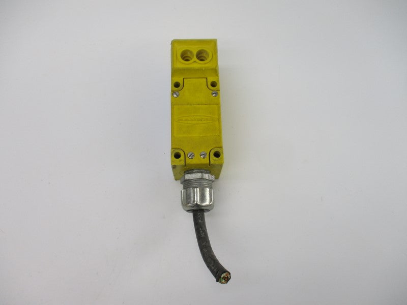 BANNER ENGINEERING SBF1PBA 120VAC UNMP