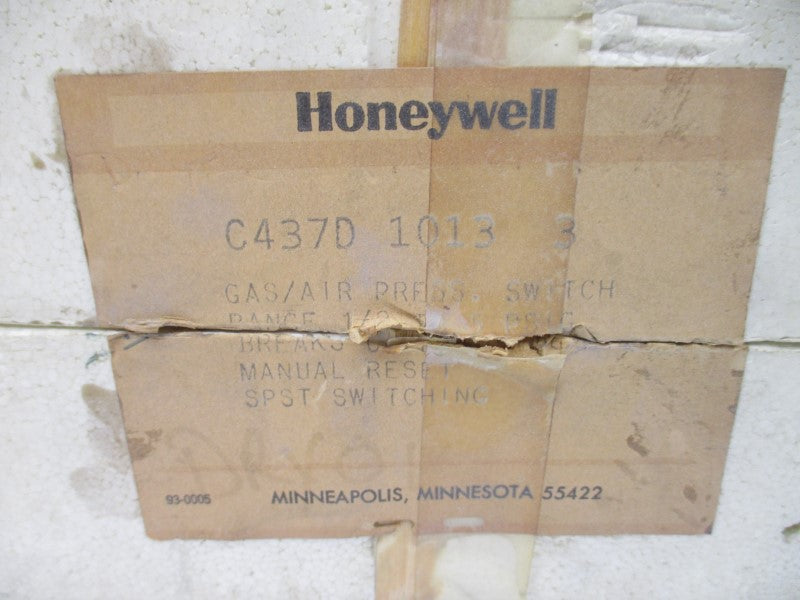 HONEYWELL C437D1013 1/2-5PSI (AS PICTURED) NSMP