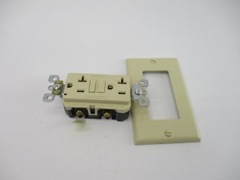 LEVITON N7899 125V 20A NSNP