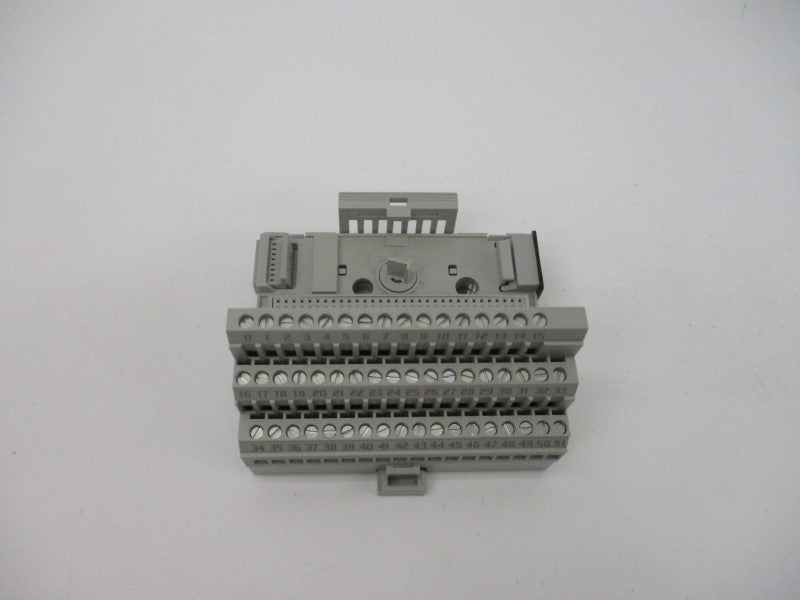 ALLEN BRADLEY 1794-TB32 SER. A 31.2VDC/AC 10A NSMP