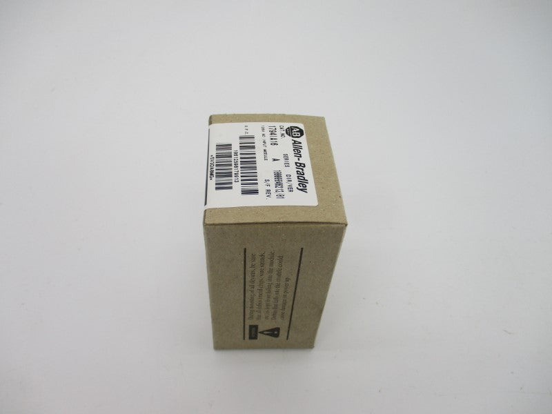 ALLEN BRADLEY 1794-IA16 SER. A 120VAC DATE: 2014 NSFS