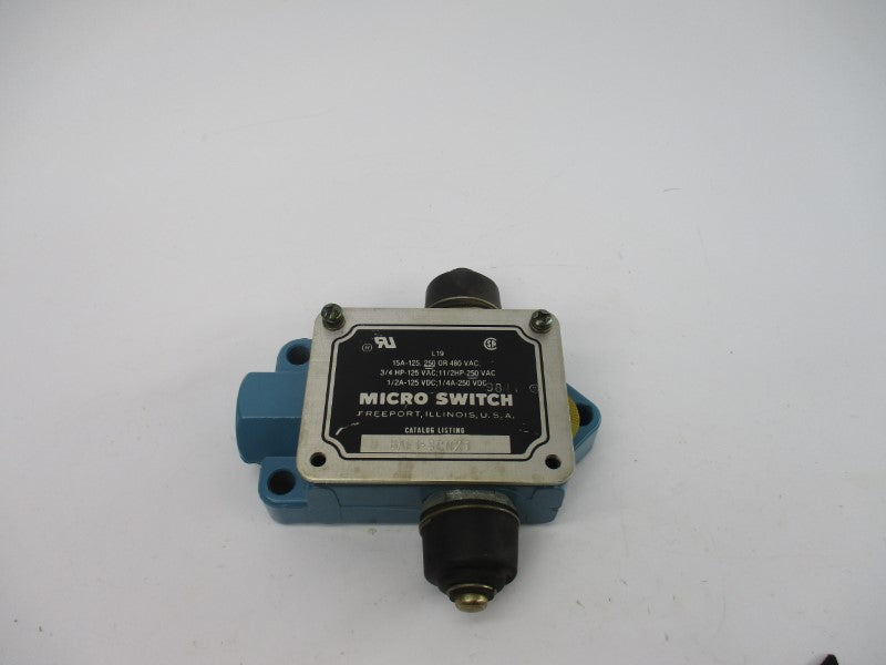 MICRO SWITCH BAF1-3CNX1 480VAC 15A UNMP