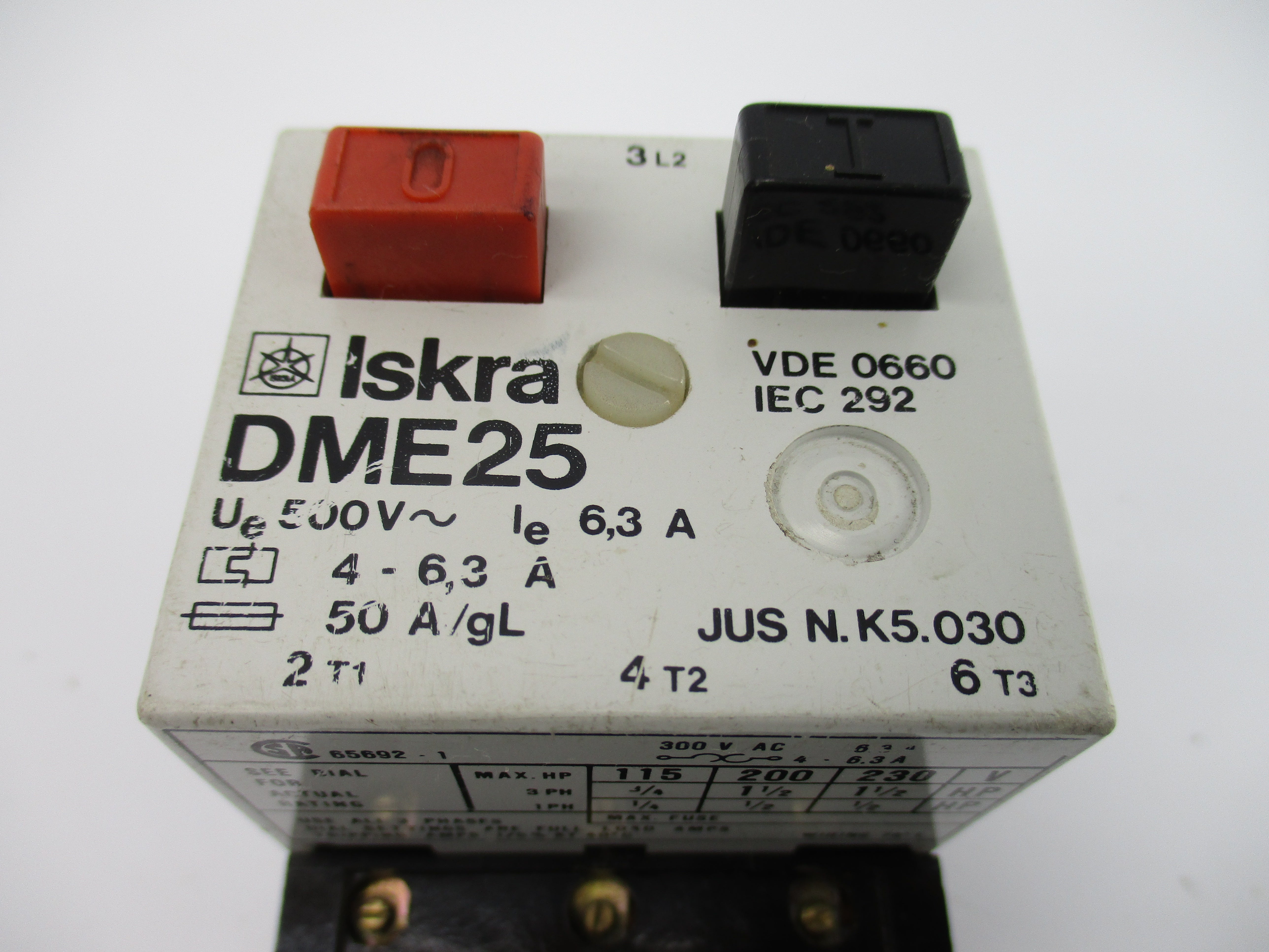 ISKRA DME25-6.3A 500V 4-6.3A NSNP