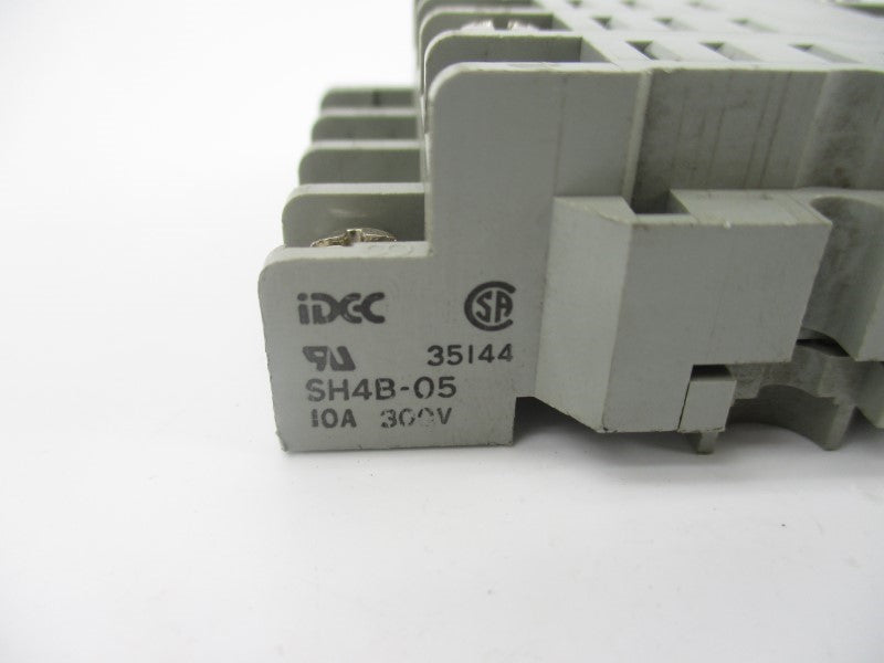 IDEC SH4B-05 300V 10A UNMP