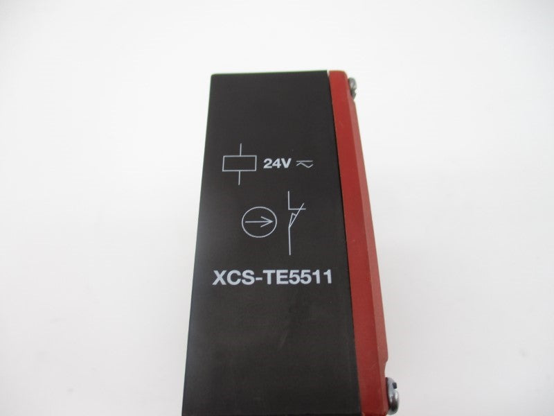 TELEMECANIQUE XCS-TE5511 240V 1.5A UNMP