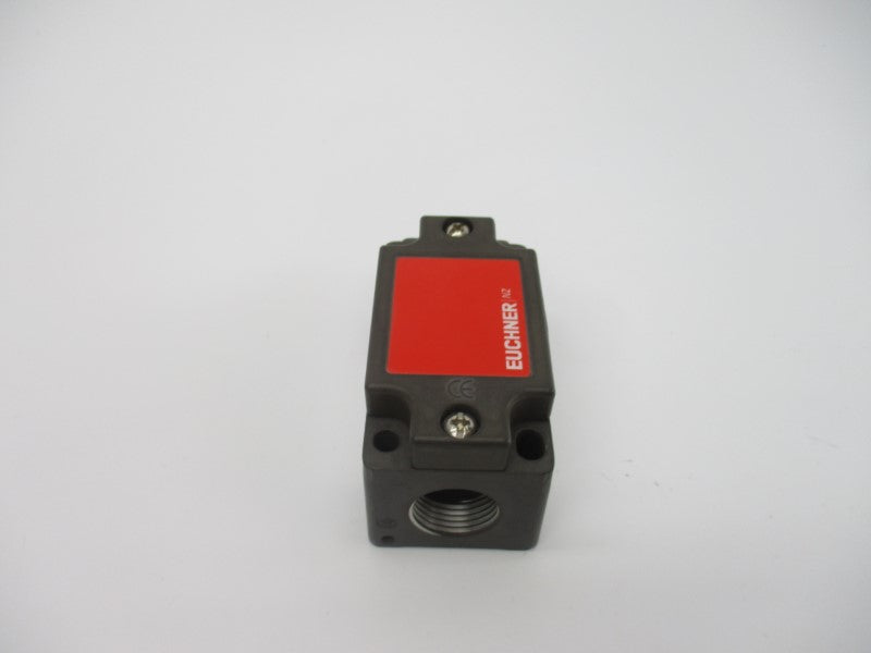 EUCHNER NZ1VZ-528E-M 230V 4A (AS PICTURED) NSNP