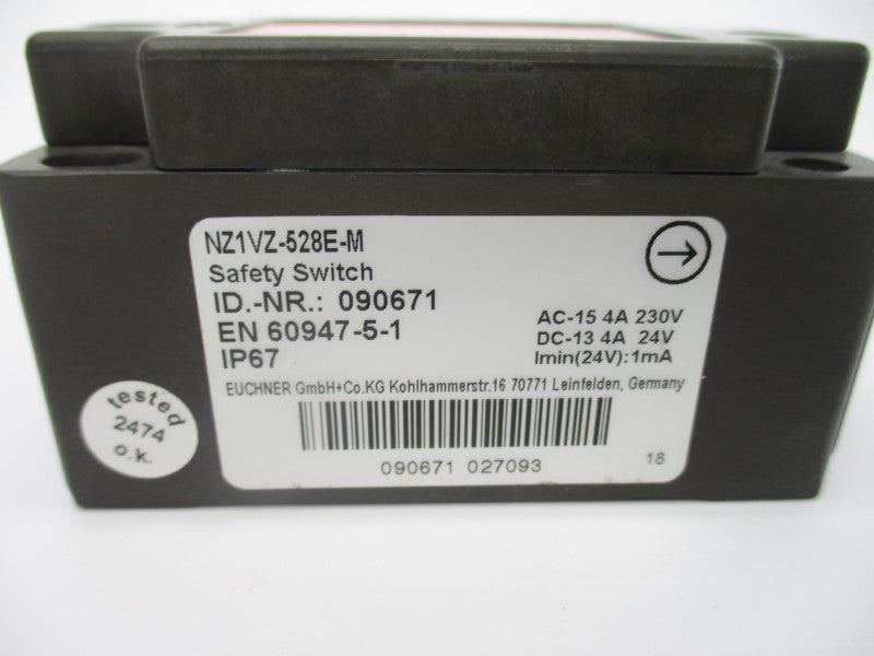 EUCHNER NZ1VZ-528E-M 230V 4A (AS PICTURED) NSNP
