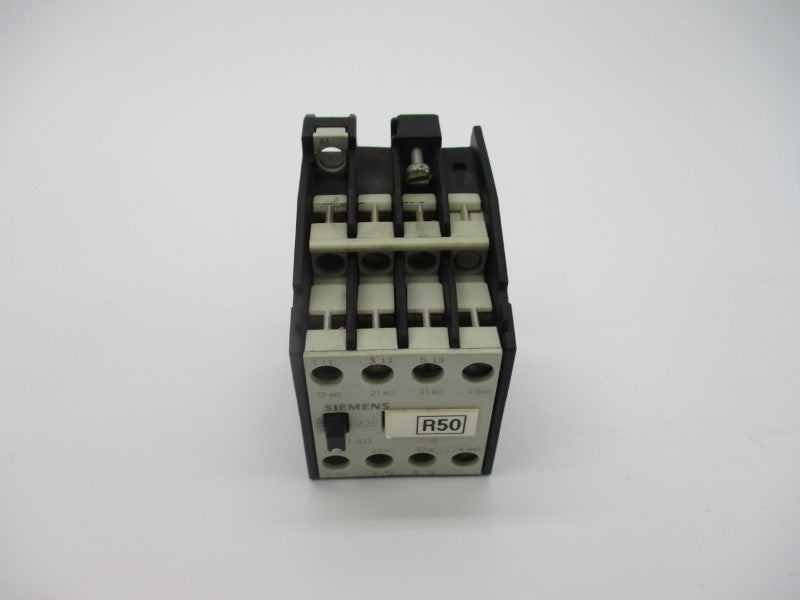 SIEMENS 3TF4022-0A 600VAC 9A UNMP