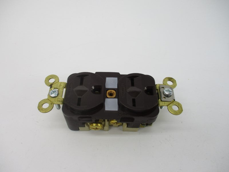 HUBBELL HBLL5662 250V 15A NSMP