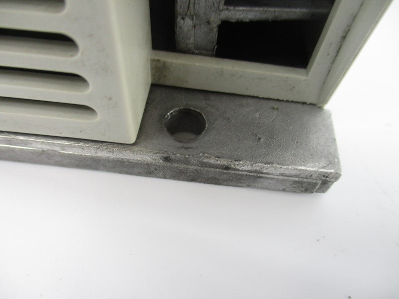 MITSUBISHI MR-J2S-70A 200-230V 3.8/5.7A UNMP
