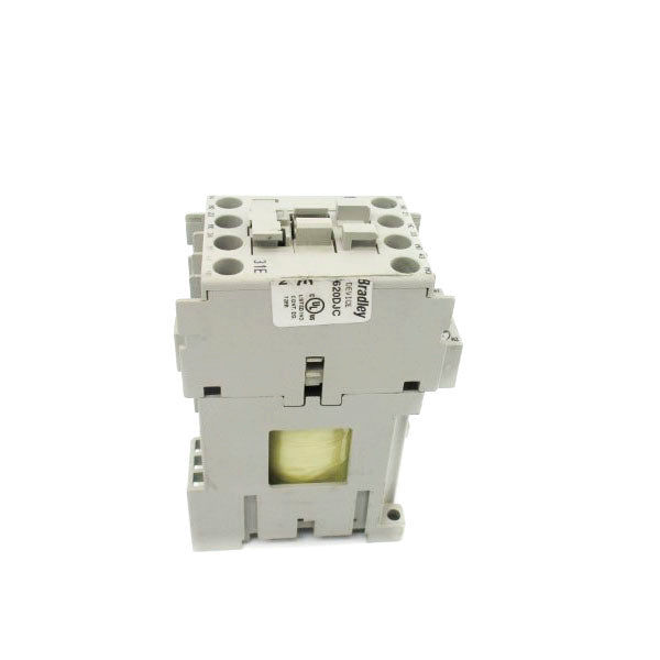 ALLEN BRADLEY 700-CF310DJ SER. A 24VDC 20A NSNP