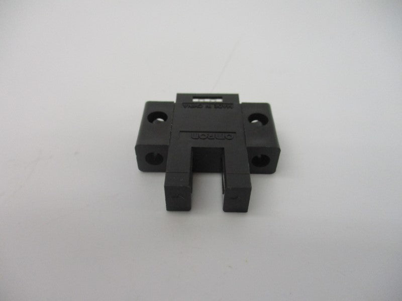 OMRON EE-SX670A NSNP