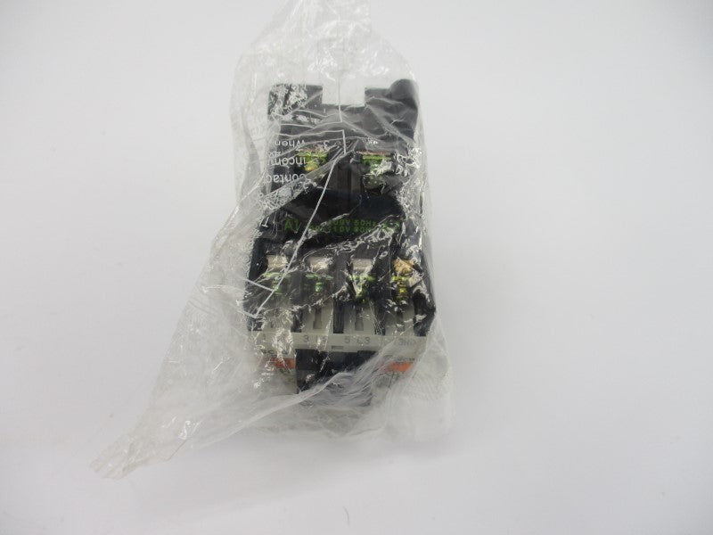 FUJI ELECTRIC 4NC0F0A10 100/100-110V 13A NSNP