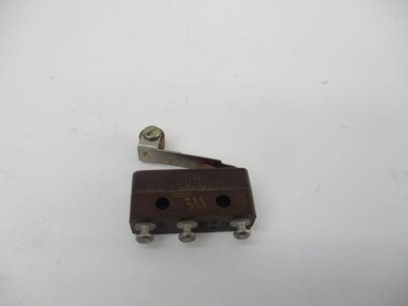 MICRO SWITCH 111SM2-T 250VAC 5A NSNP
