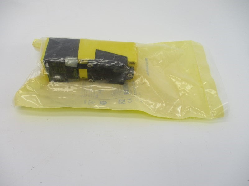 TURCK NI20-CP40-FZ3X2/S10 13411 20-250VAC NSMP