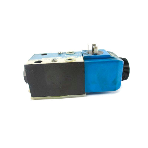 VICKERS DG4V33BMUB660 02-138686 110/120V 5000PSI UNMP