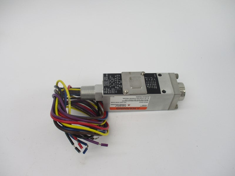ITT 132P4S271 125/250VAC 11A 50-100PSI NSMP