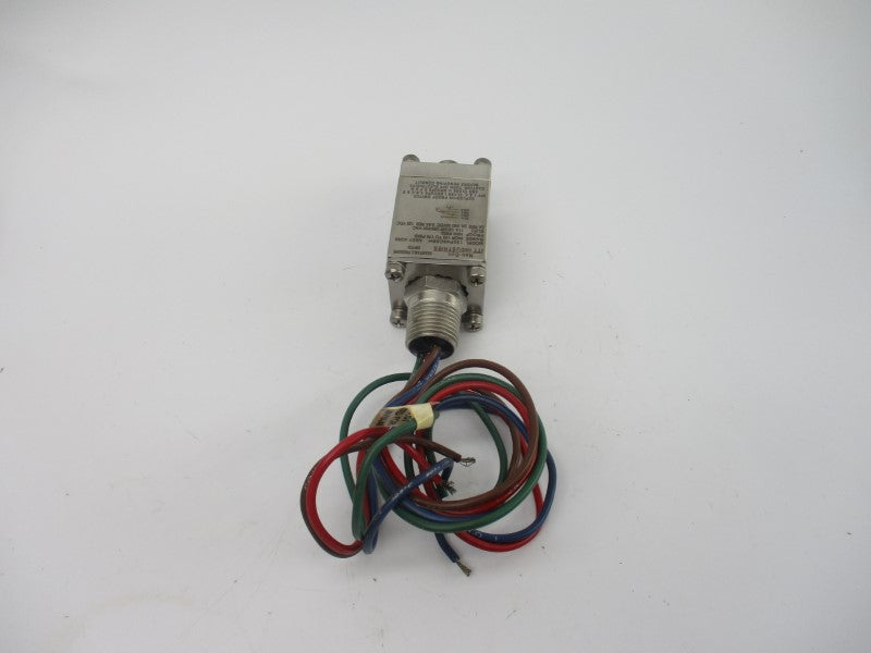 ITT 130P46C6BH 125/250VAC 5A 1000PSI NSNP