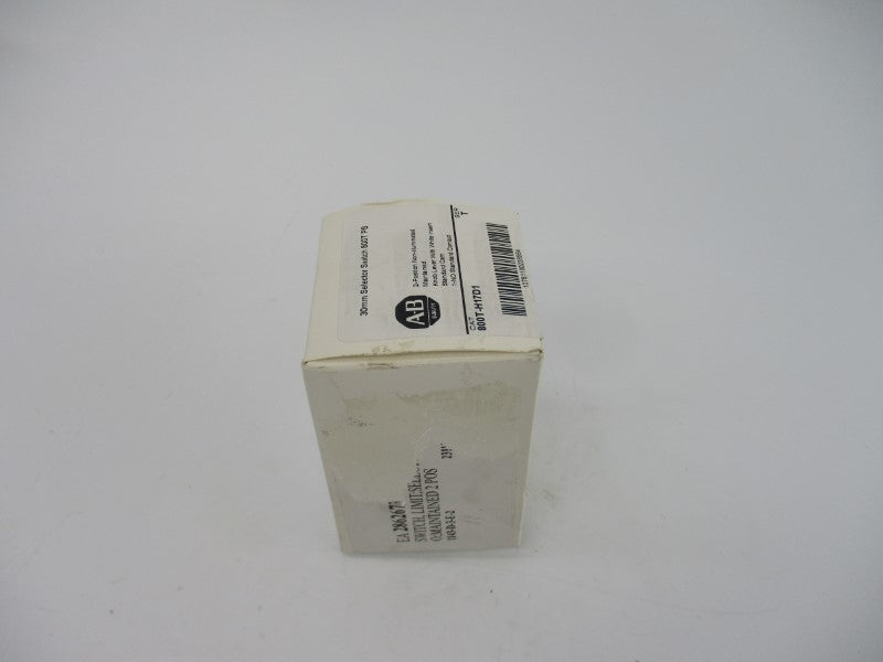 ALLEN BRADLEY 800T-H17D1 SER.  T (WH) NSFS