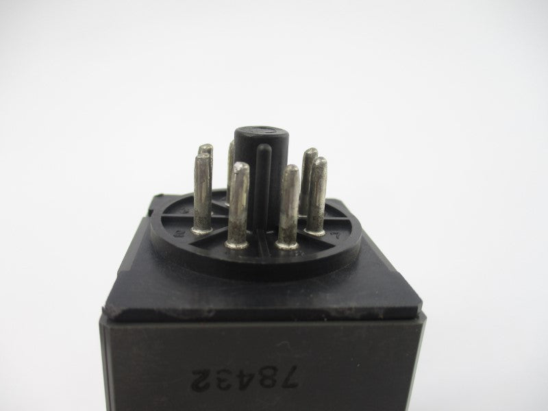IDEC GT3W-A66AF20 100-240VAC 5A UNMP