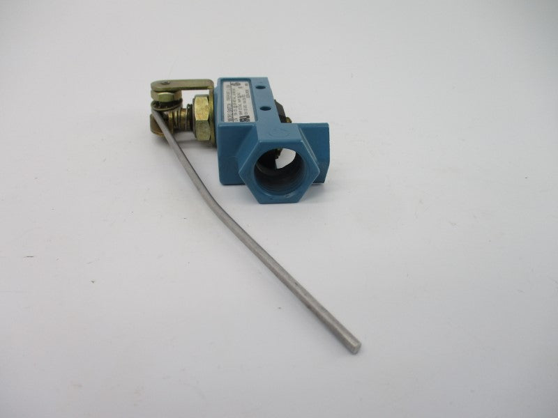 MICRO SWITCH BZE6-2RQ62 600VAC 2A (AS PICTURED) NSNP