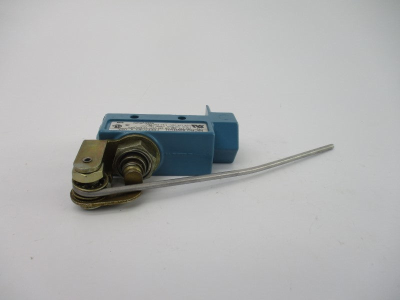 MICRO SWITCH BZE6-2RQ62 600VAC 2A (AS PICTURED) NSNP