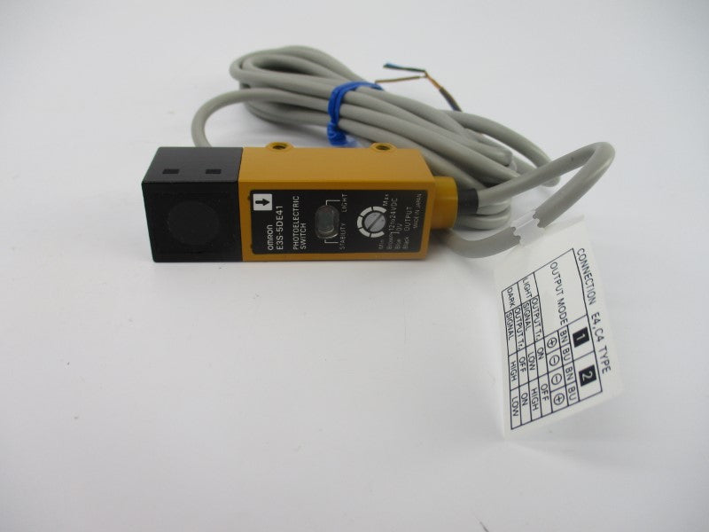 OMRON E3S-5E41 12-24VDC 2M (AS PICTURED) NSMP