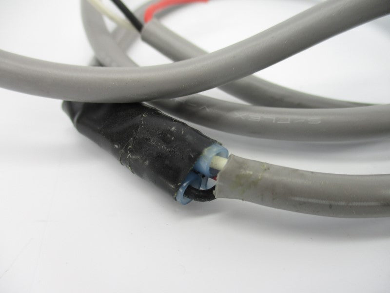 OMRON TL-X2E1 10-40VDC UNMP