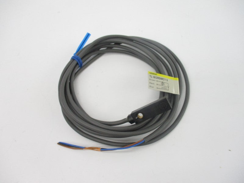 OMRON TL-W2R5MC1-3 12-24VDC 2M NSMP