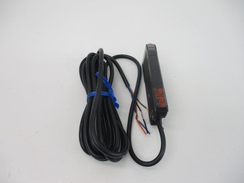 OMRON E3C-LDA11 12-24VDC 2M NSMP