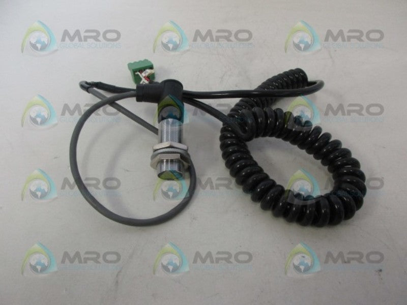 SCHNEIDER ELECTRIC XSM-H05713D PROXIMITY SENSOR INDUCTIVE UNMP