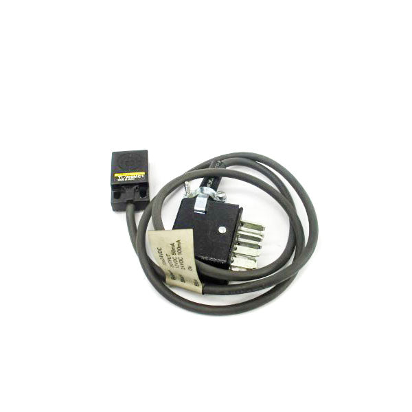 OMRON TL-W5MC1 12-24VDC UNMP