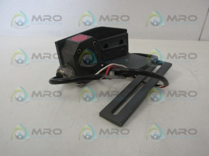 BALLUFF BES516-340-L-LNP-NC INDUCTIVE SENSOR (AS PICTURED) UNMP