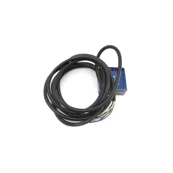 TELEMECANIQUE XUK5ARCNL2 24-240V 3A UNMP