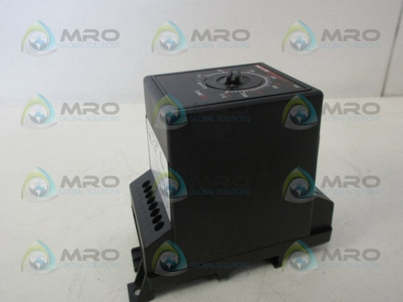 SCHRADER BELLOWS 02.50CJ3MA1UES14AC TEMPERATURE CONTROLLER NSNP