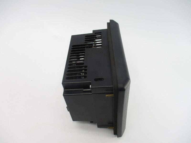 ALLEN BRADLEY 2711-T6C8L1 SER. B F/W 4.46 24VDC REV. F NSNP