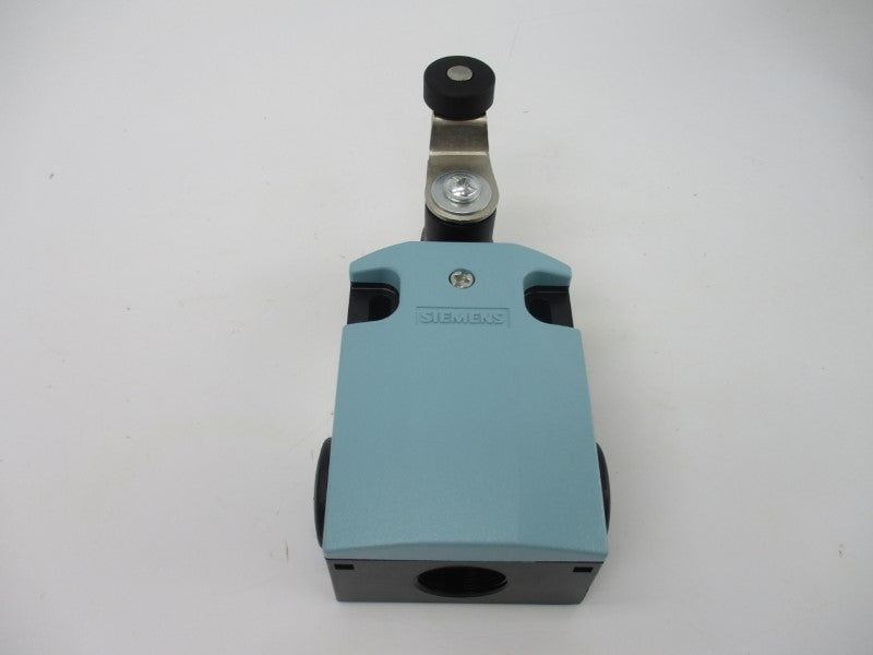 SIEMENS 3SE5122-0CH01 230VAC 3A NSMP