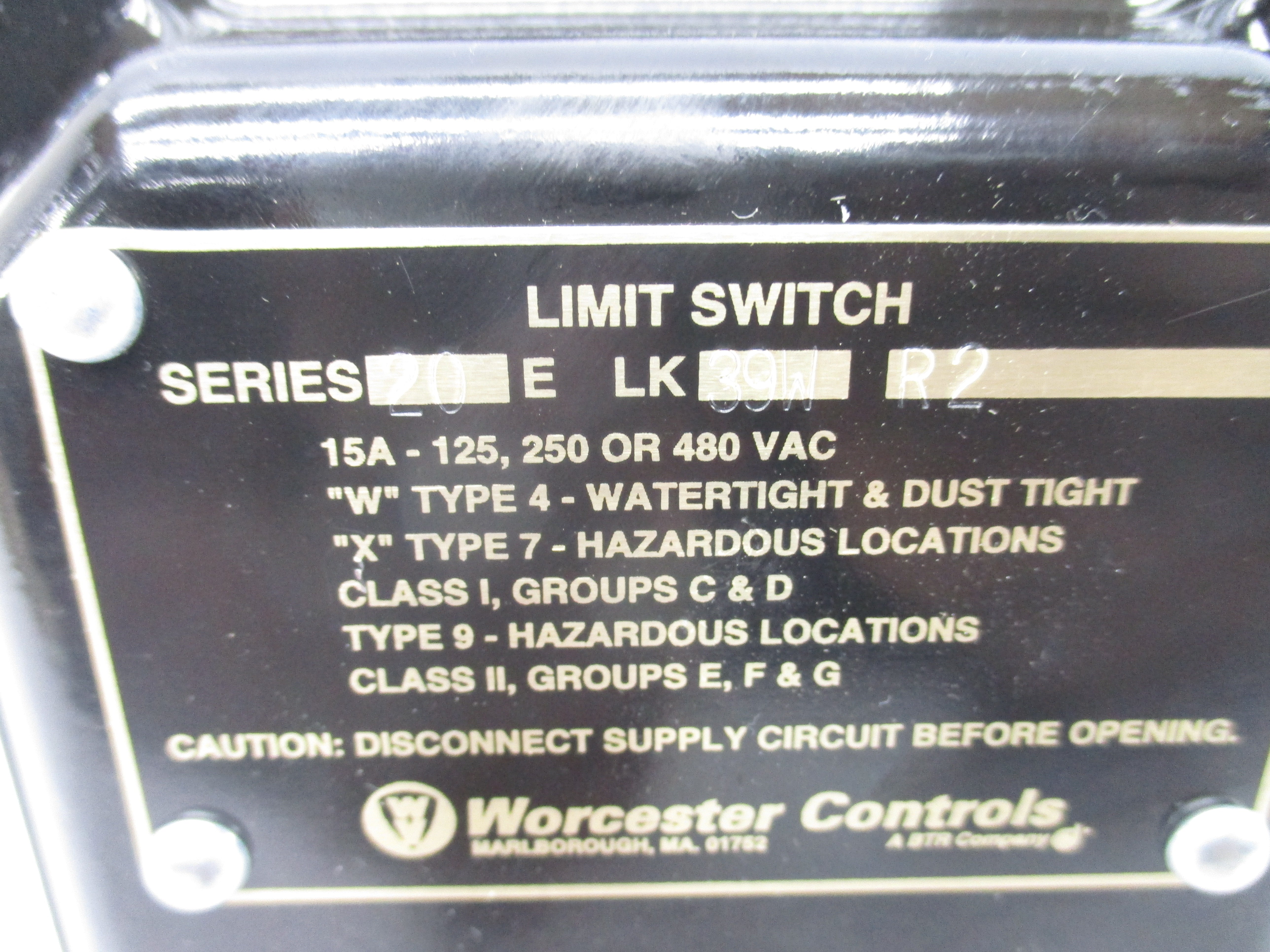 WORCESTER CONTROLS 20ELK39WR2 480VAC 15A NSNP