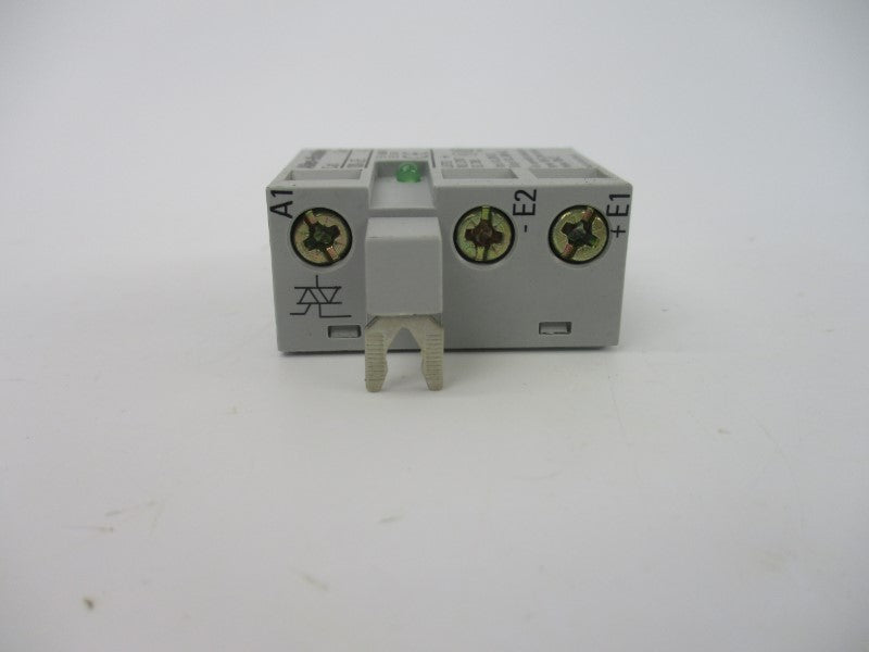 ALLEN BRADLEY 100-JE SER. A 18-30VDC NSNP