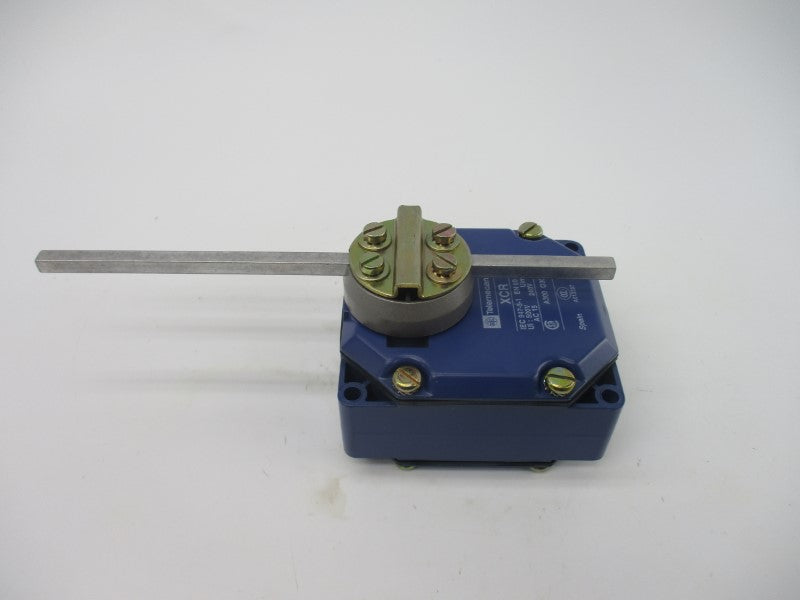TELEMECANIQUE XCRA11 240V 3A NSMP